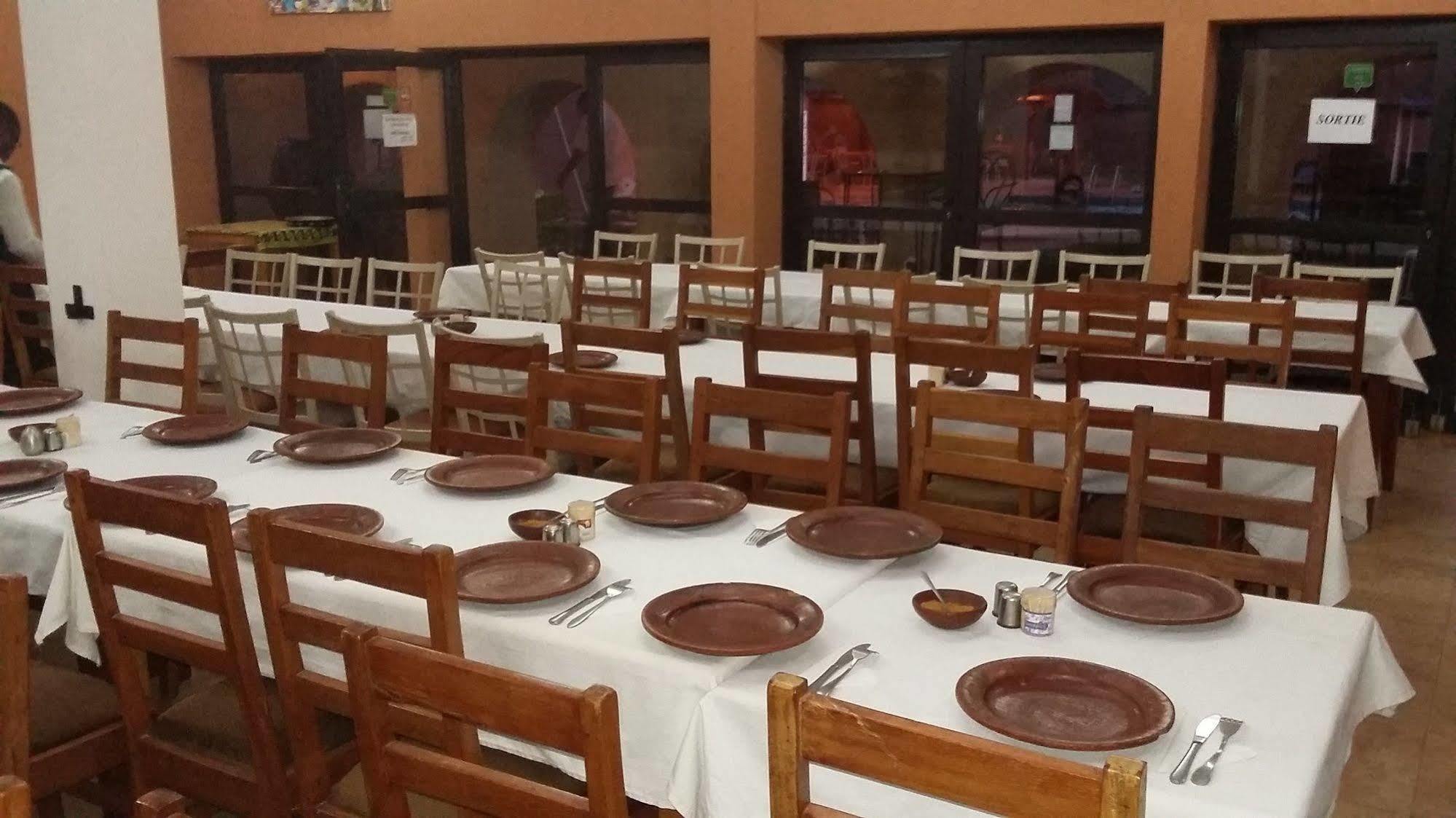 Le Grand Calao Ξενοδοχείο Ουαγκαντουγκού Εξωτερικό φωτογραφία